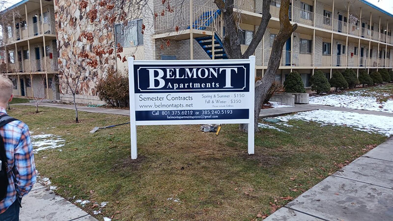 Belmont Apartments Exterior Sign